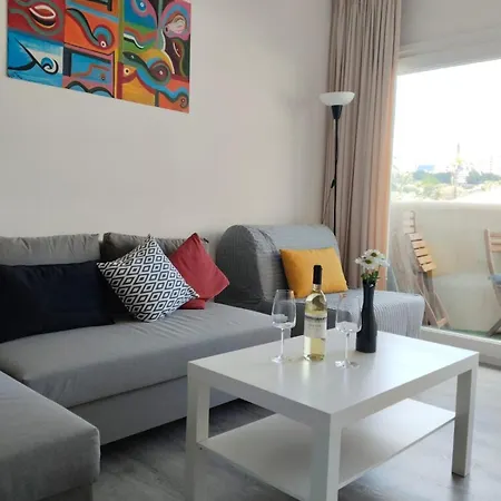 Beachfront Апартаменты Бенальмадена